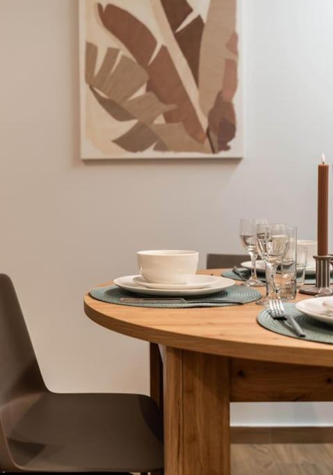 Delightful Sense 2Bd Apt In Kolonaki 7 Min To Metro Атина Екстериор снимка
