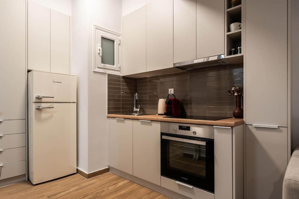 Delightful Sense 2Bd Apt In Kolonaki 7 Min To Metro Атина Екстериор снимка
